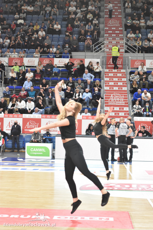 Cheerleaderki na meczu Anwil vs Arka