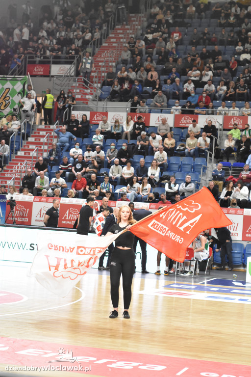 Cheerleaderki na meczu Anwil vs Arka