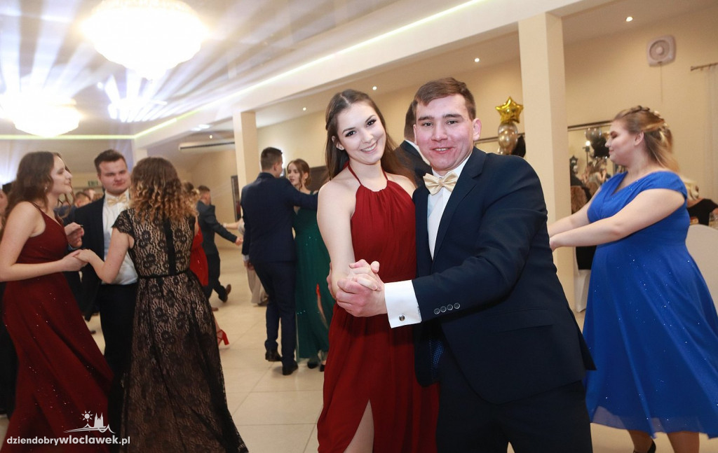 Studniówka Zespołu Szkół CKR w Kowalu