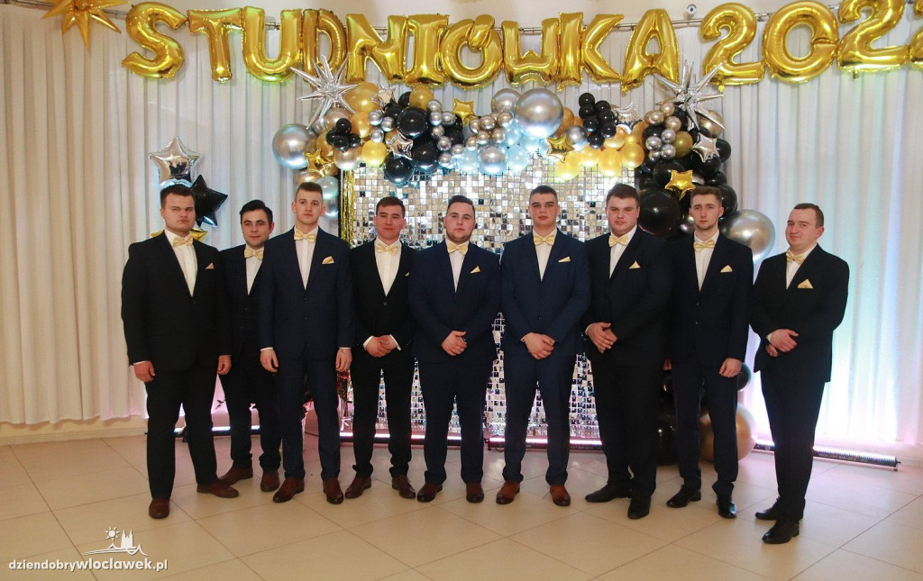 Studniówka Zespołu Szkół CKR w Kowalu