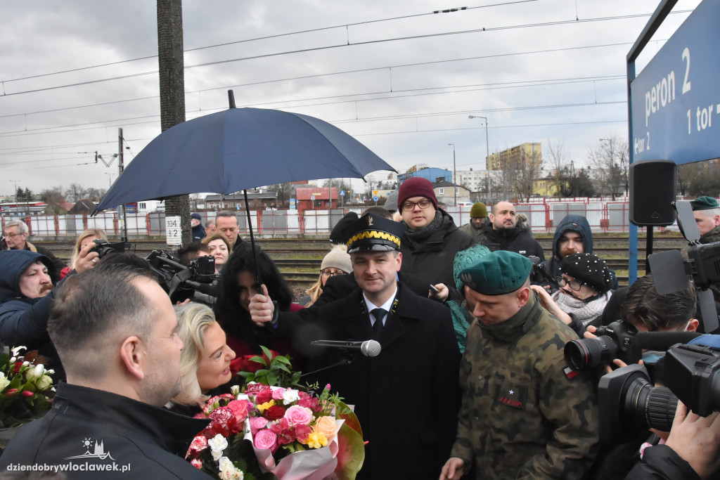 Pociąg `Anders` przyjechał do Włocławka
