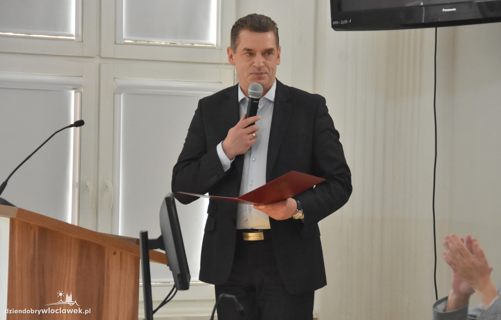 Starostwo rozdało kasę klubom sportowym