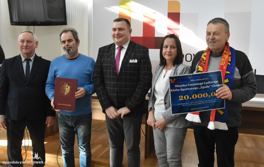 Starostwo rozdało kasę klubom sportowym