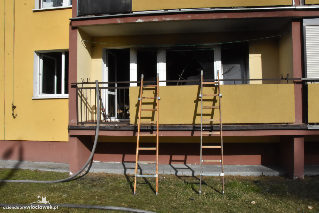 Pożar w bloku przy ul. Fredry