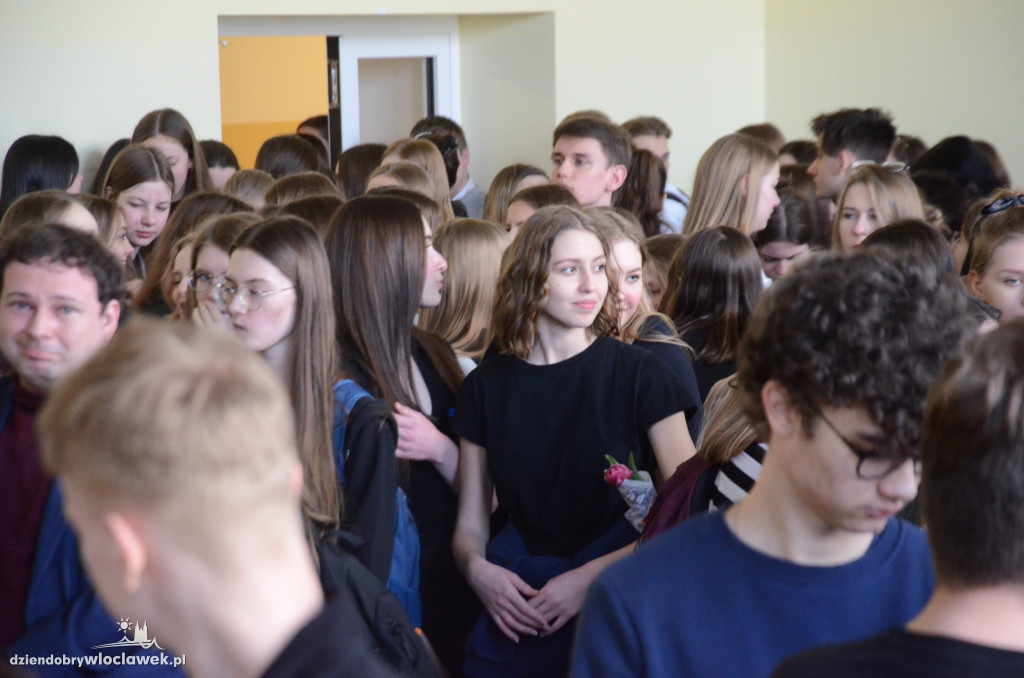 Koncert Highfive w LMK 8.03.2022