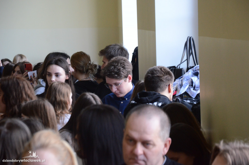 Koncert Highfive w LMK 8.03.2022