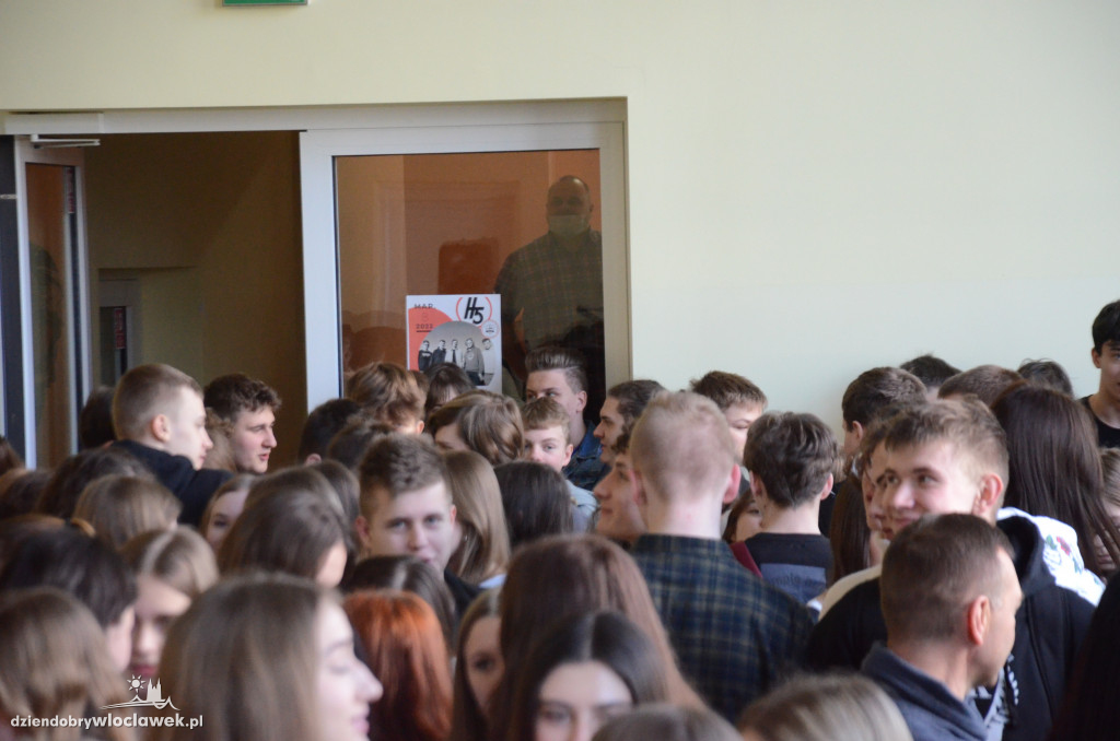 Koncert Highfive w LMK 8.03.2022