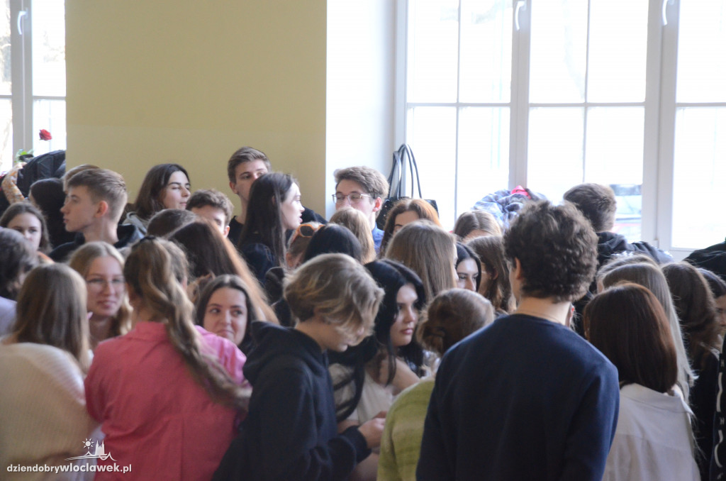 Koncert Highfive w LMK 8.03.2022