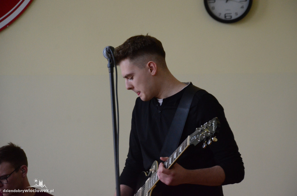 Koncert Highfive w LMK 8.03.2022