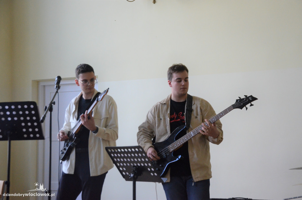 Koncert Highfive w LMK 8.03.2022