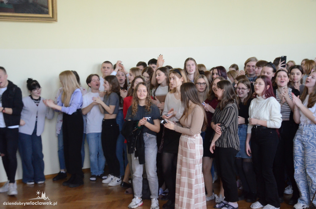 Koncert Highfive w LMK 8.03.2022