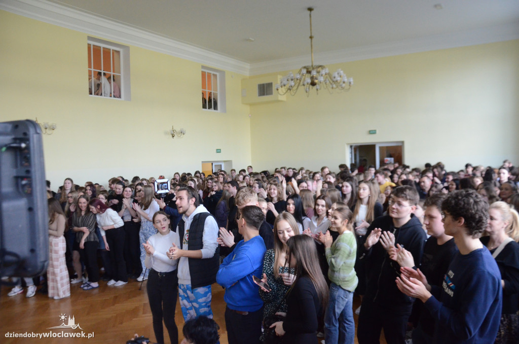Koncert Highfive w LMK 8.03.2022