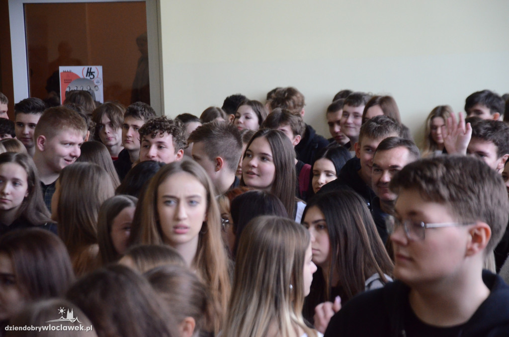 Koncert Highfive w LMK 8.03.2022