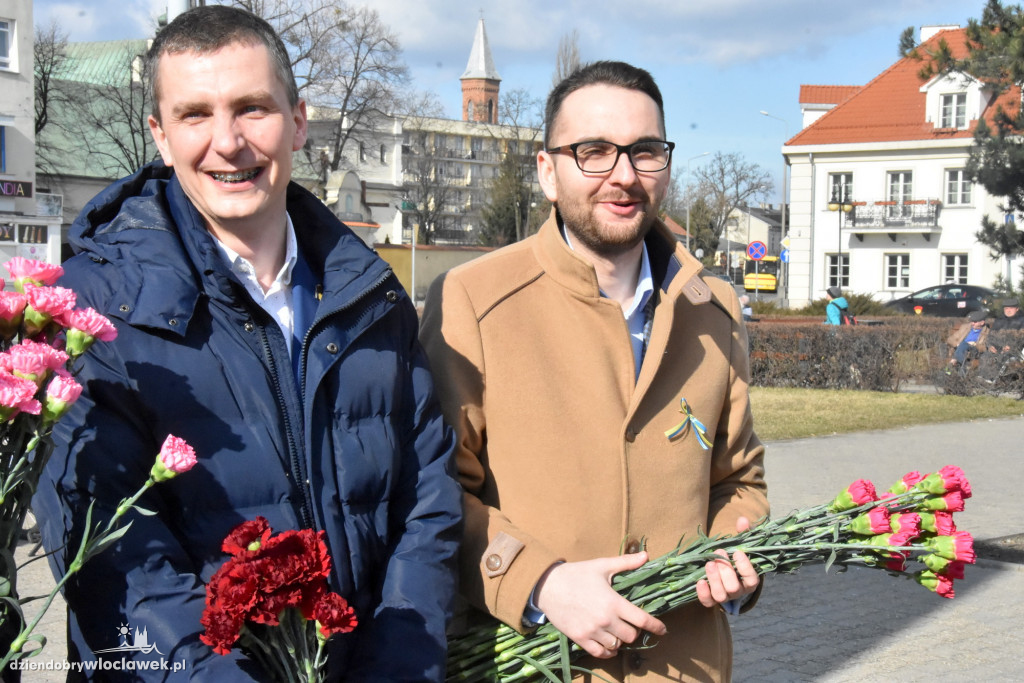 Goździk od Lewicy w Dzień Kobiet