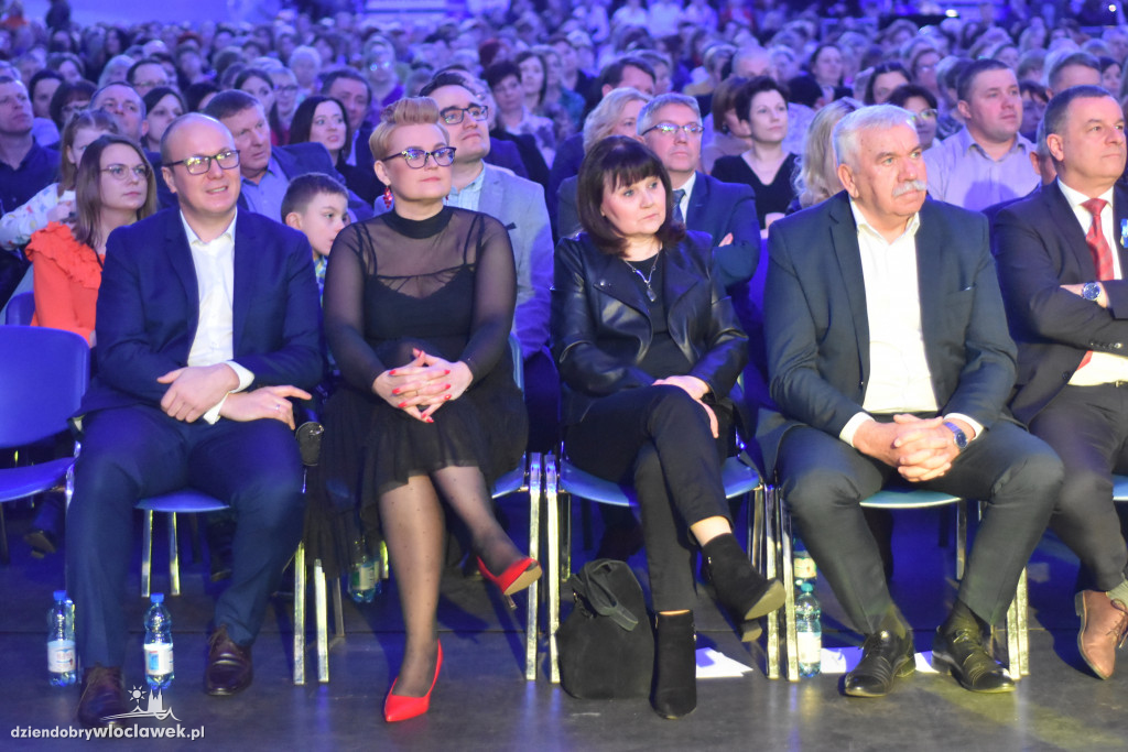 Powiatowy Dzień Kobiet w Hali Mistrzów