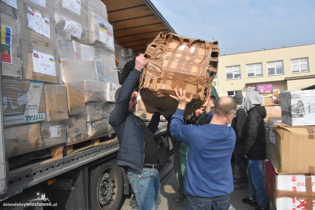 Kilkanaście ton darów już we Włocławku