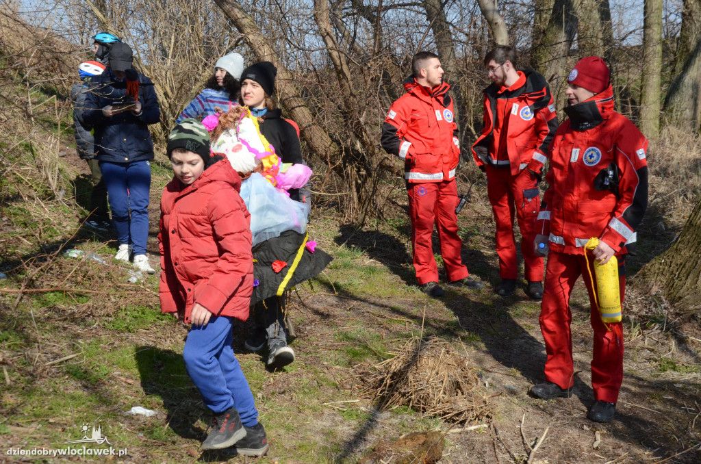 Pojechali rowerami topić marzanny