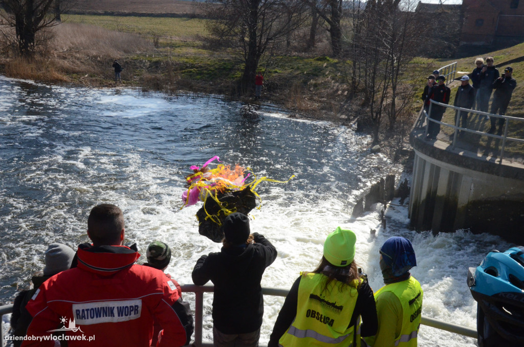 Pojechali rowerami topić marzanny