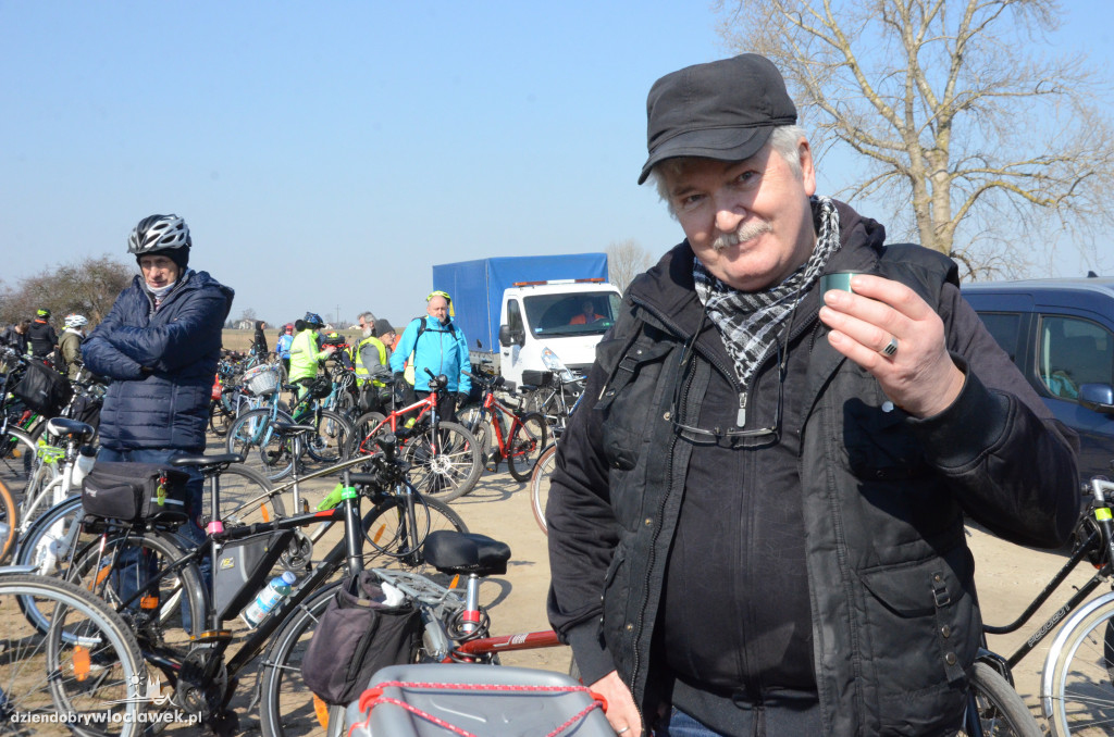 Pojechali rowerami topić marzanny