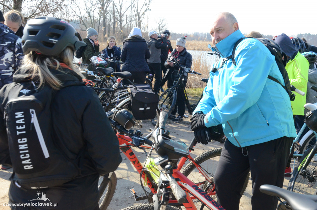 Pojechali rowerami topić marzanny