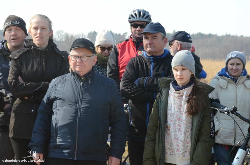 Pojechali rowerami topić marzanny