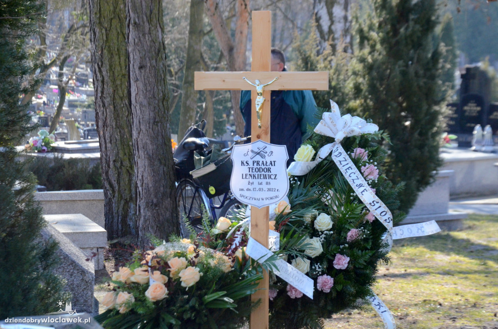 Pogrzeb byłego proboszcza Zawiśla