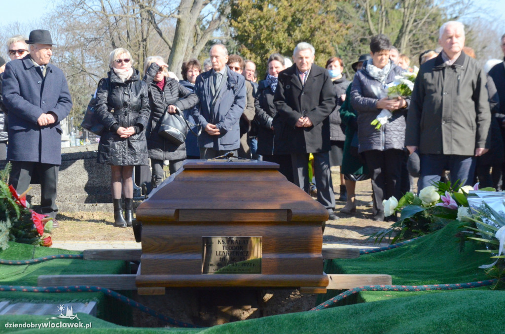 Pogrzeb byłego proboszcza Zawiśla