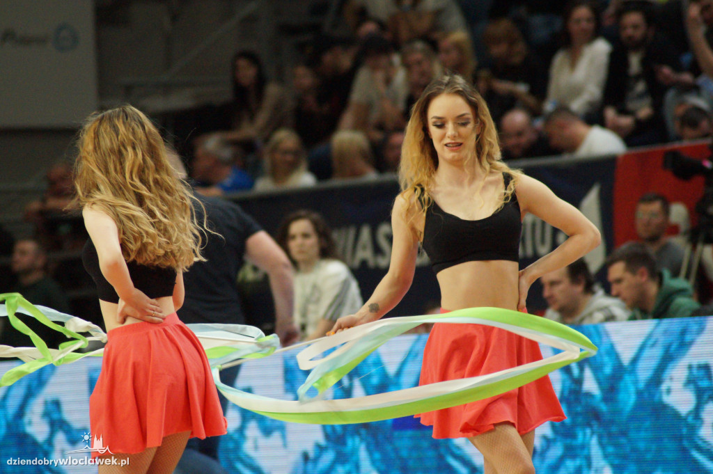 Cheerleaderki na meczu Anwil vs Legia