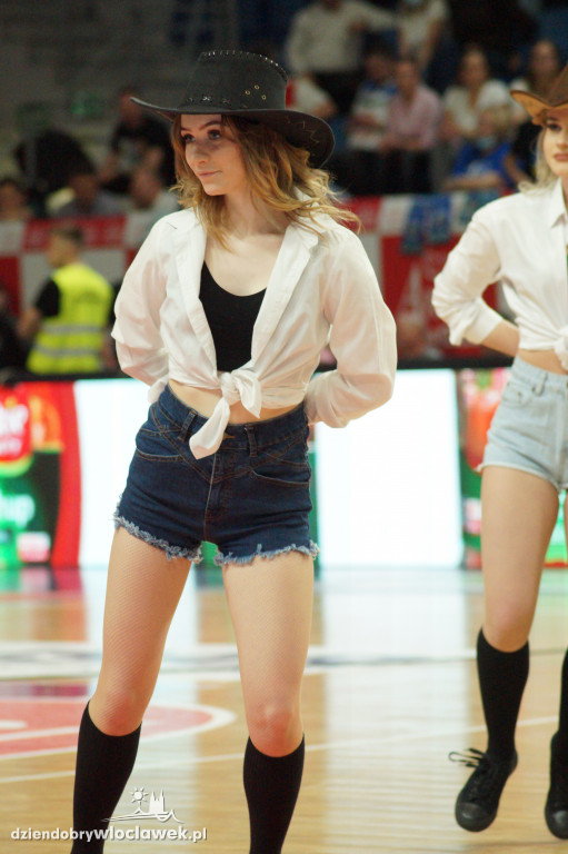 Cheerleaderki na meczu Anwil vs Legia