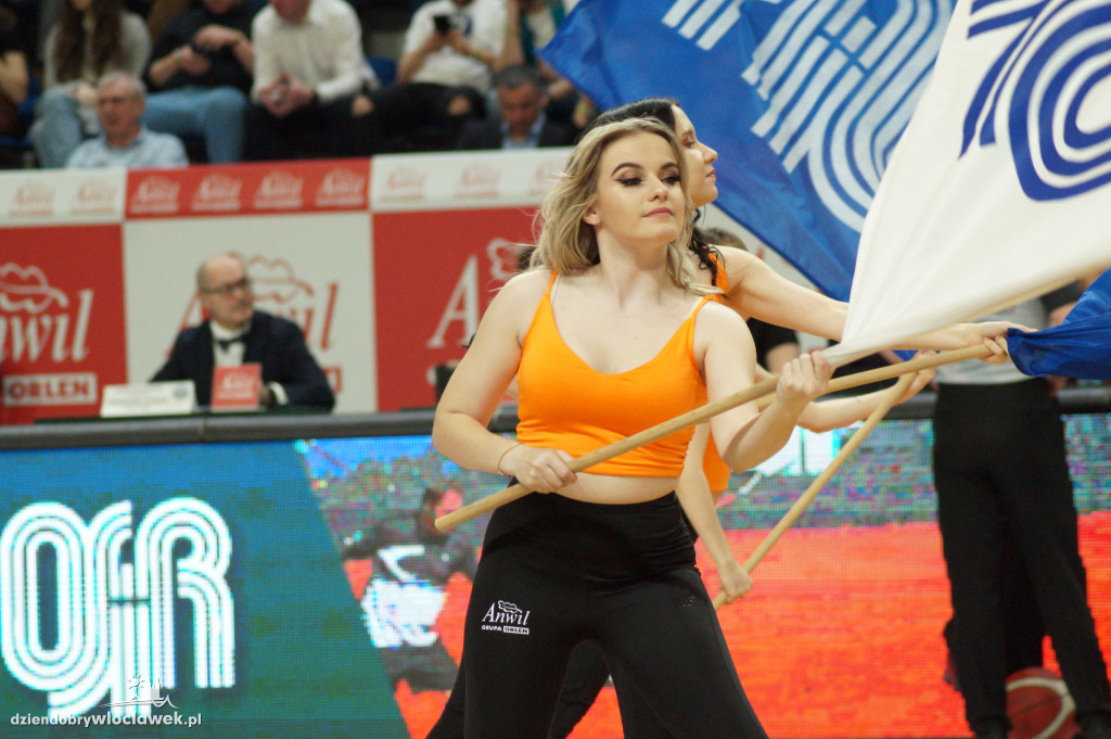 Cheerleaderki na meczu Anwil vs Legia