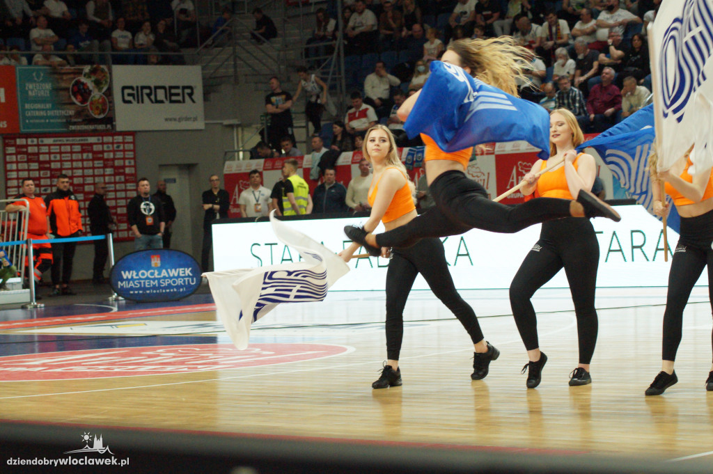 Cheerleaderki na meczu Anwil vs Legia