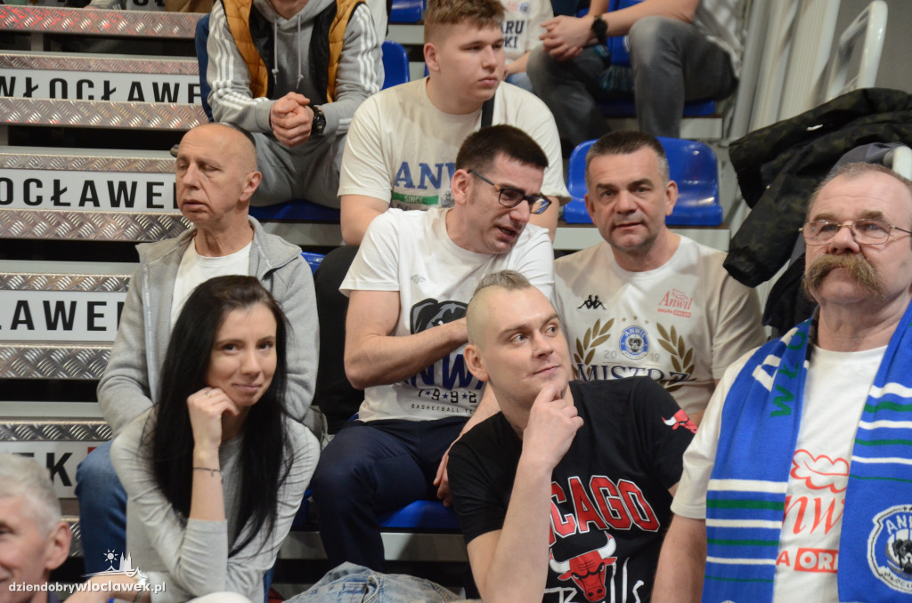 Kibice na meczu z Twardymi Piernikami Toruń