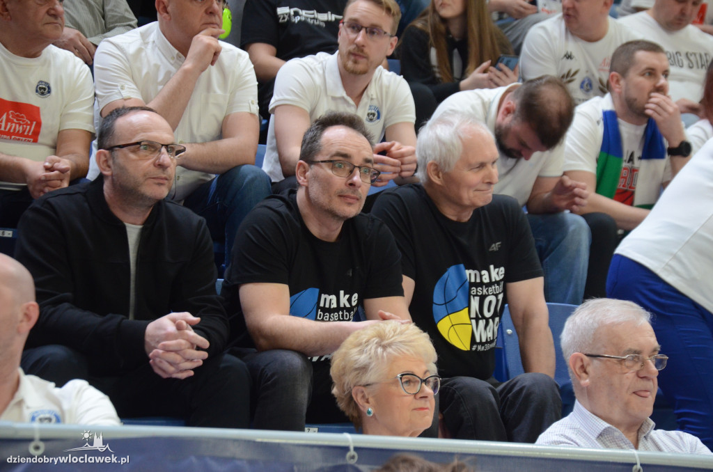 Kibice na meczu z Twardymi Piernikami Toruń