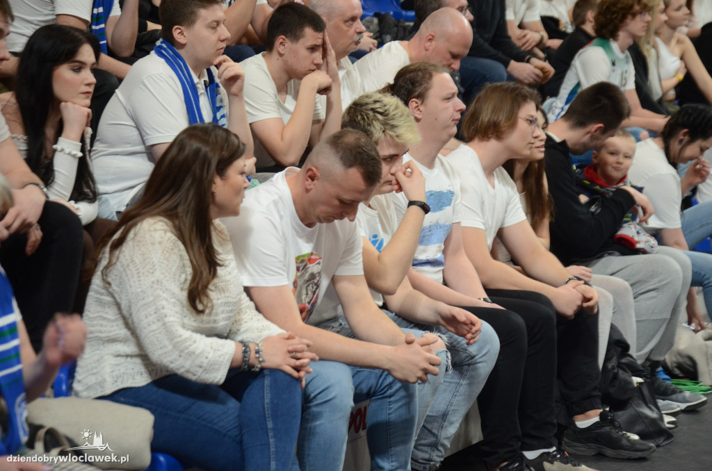 Kibice na meczu z Twardymi Piernikami Toruń