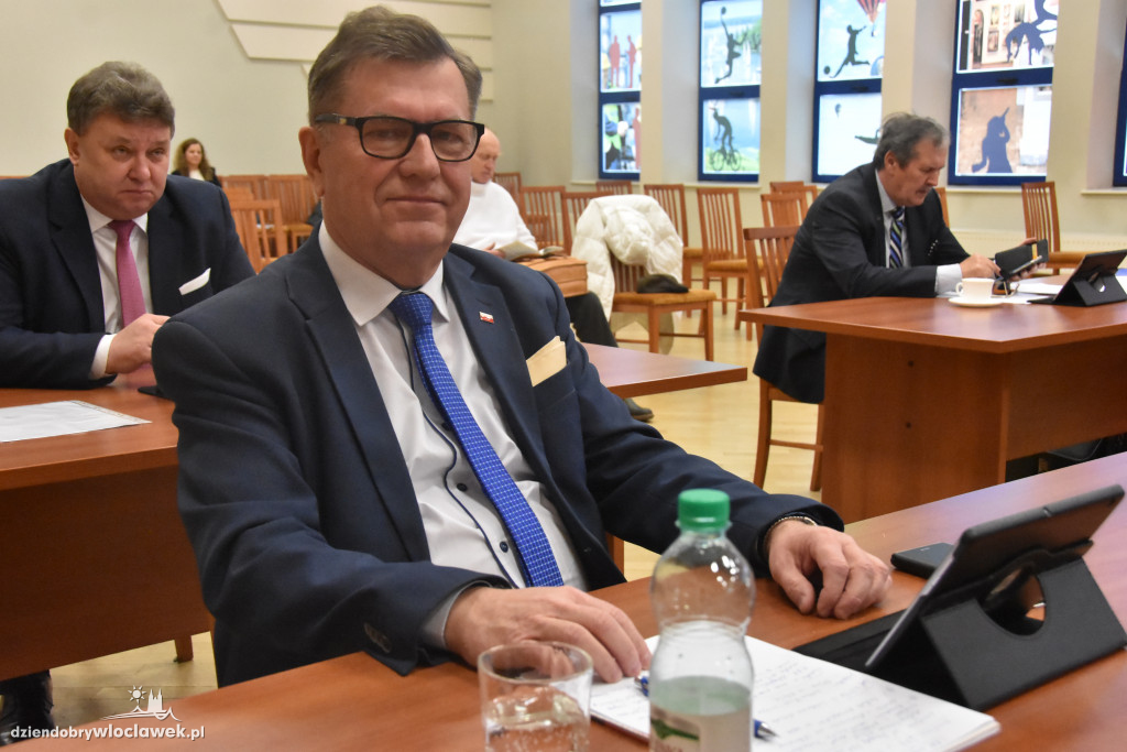 Sesja rady miasta wreszcie bez maseczek