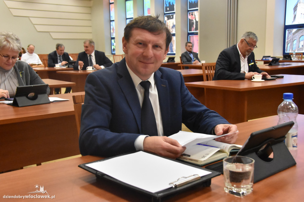 Sesja rady miasta wreszcie bez maseczek