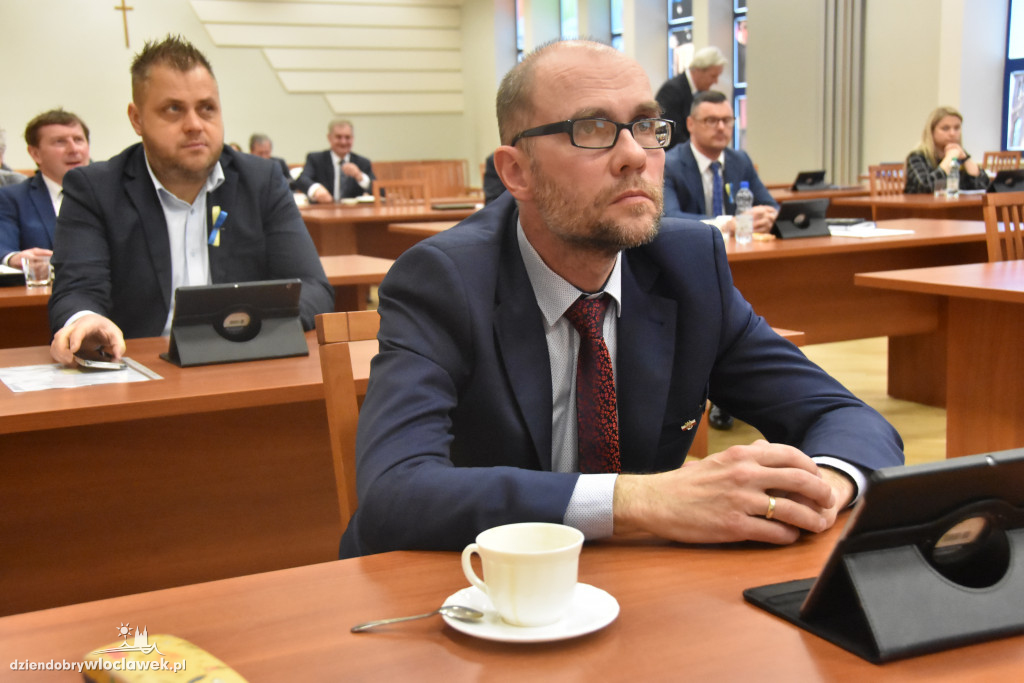 Sesja rady miasta wreszcie bez maseczek