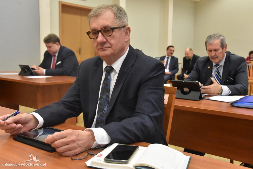 Sesja rady miasta wreszcie bez maseczek