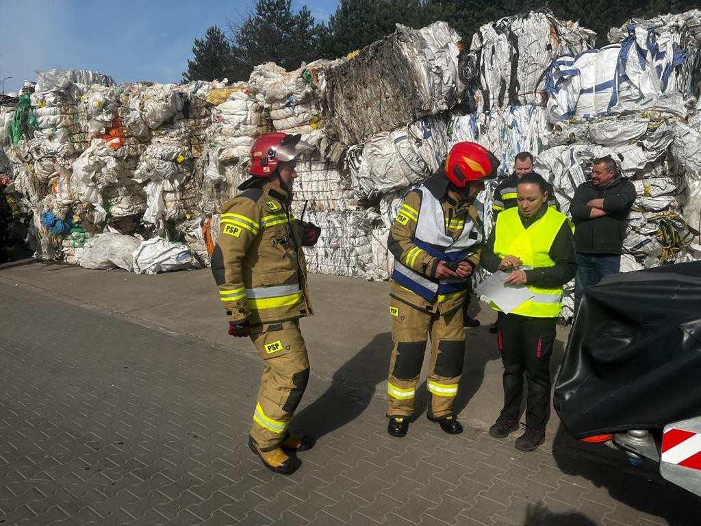Strażackie ćwiczenia na Krzywej Górze