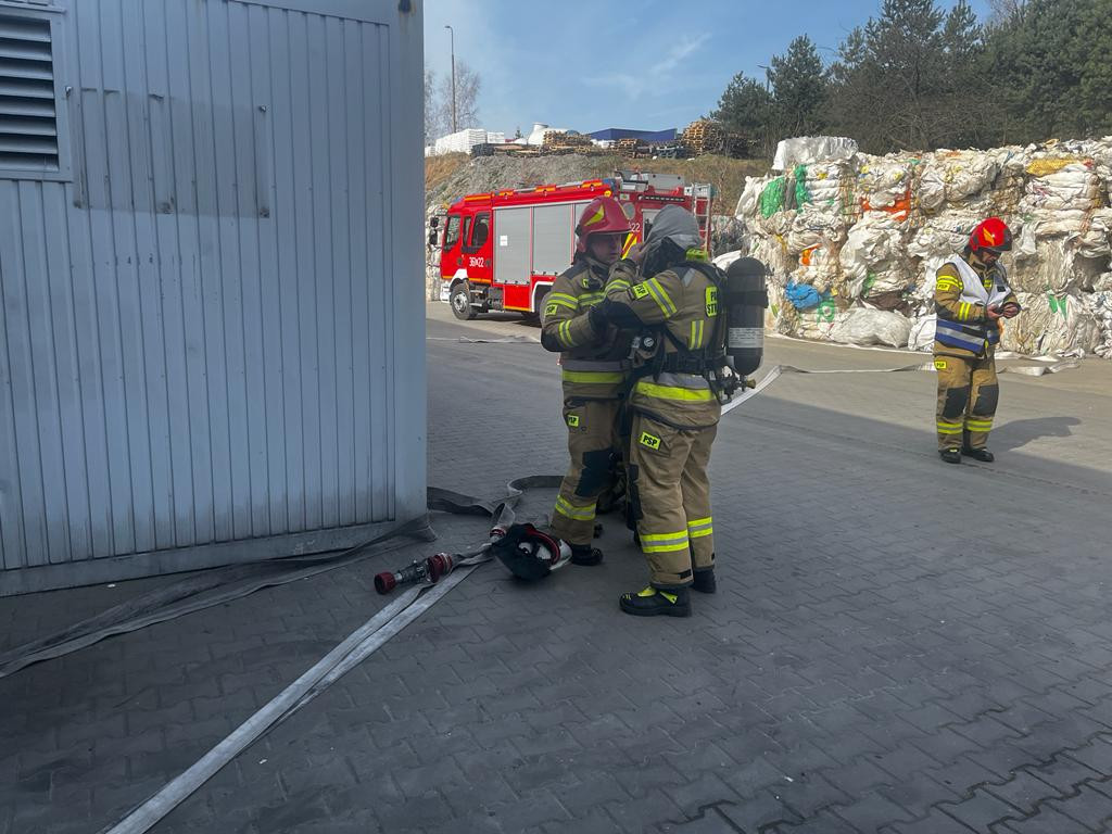 Strażackie ćwiczenia na Krzywej Górze