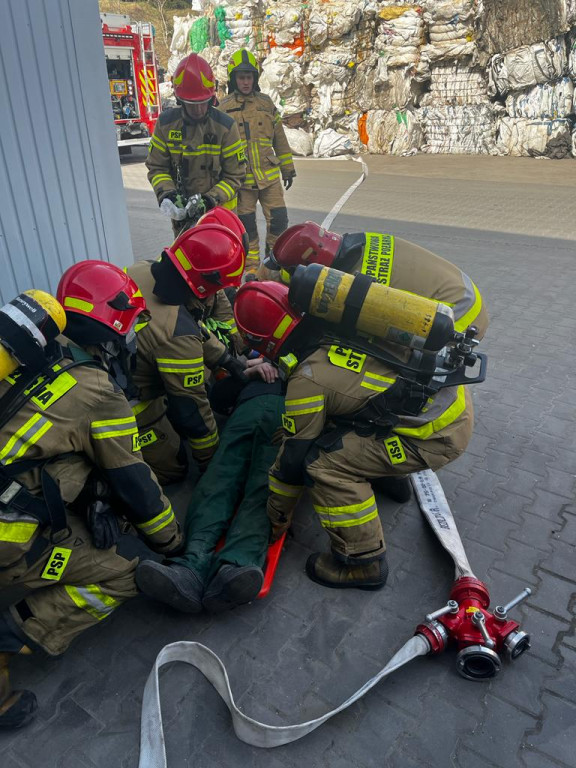 Strażackie ćwiczenia na Krzywej Górze