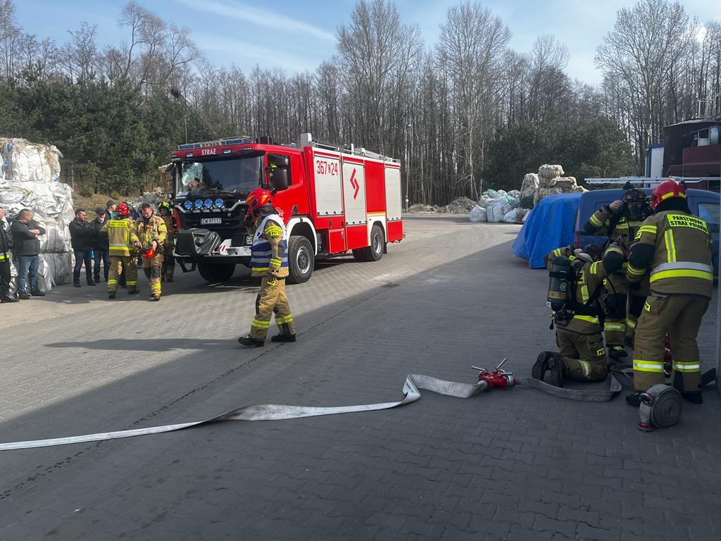 Strażackie ćwiczenia na Krzywej Górze