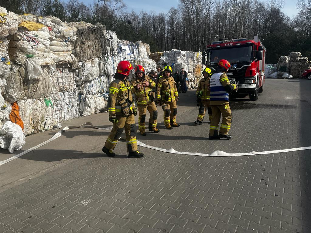 Strażackie ćwiczenia na Krzywej Górze