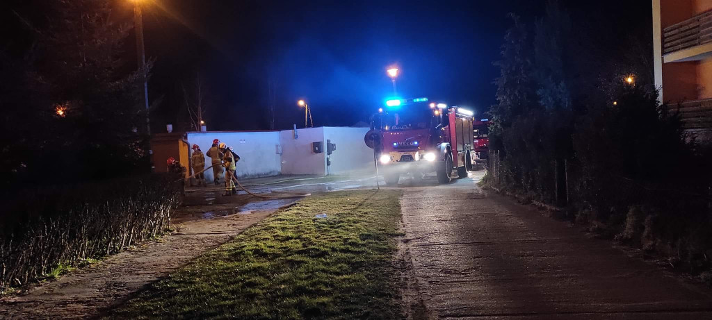 Nocny pożar samochodu w Fabiankach