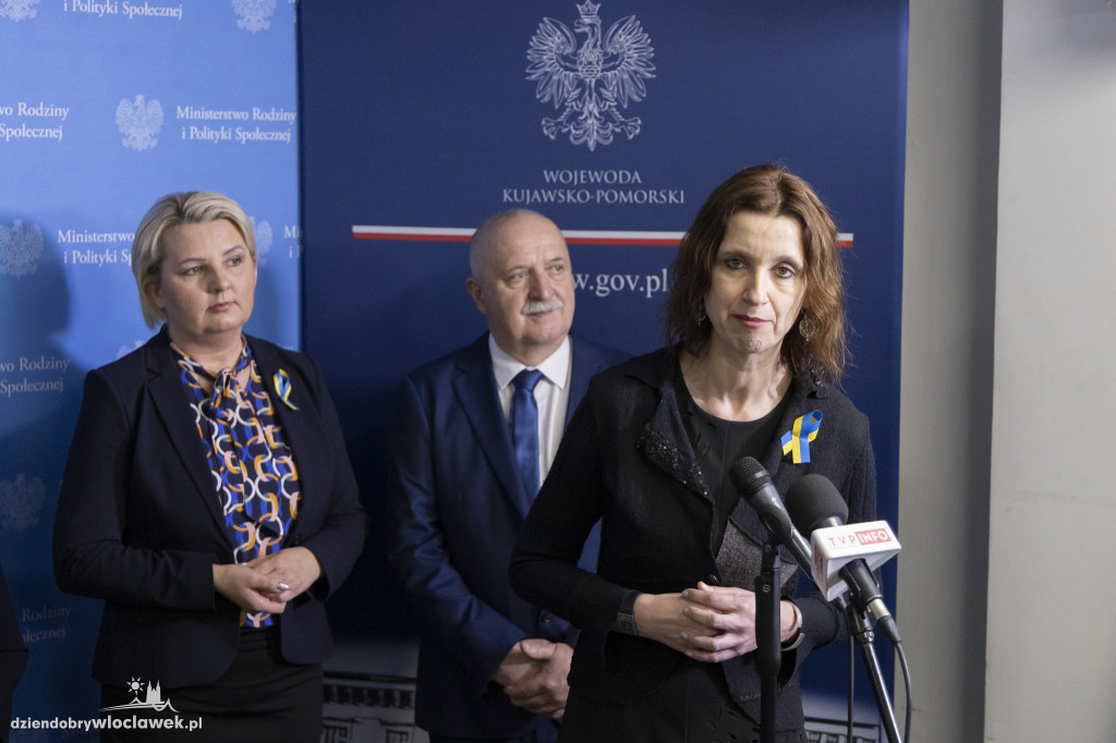 Co minister robiła w pośredniaku?