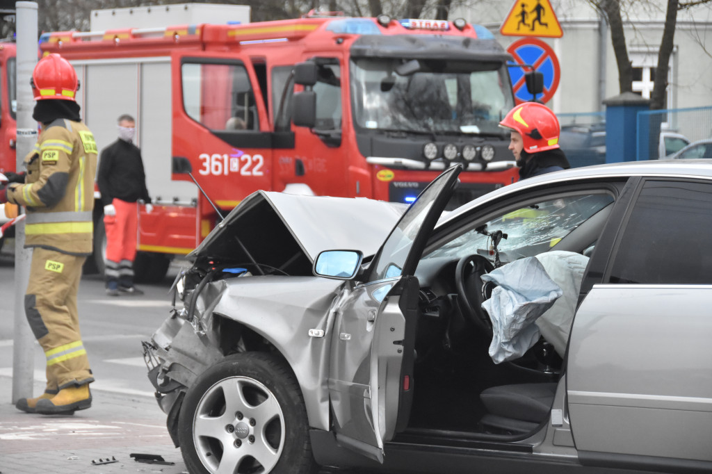 Wypadek na Południu. Zablokowane skrzyżowanie