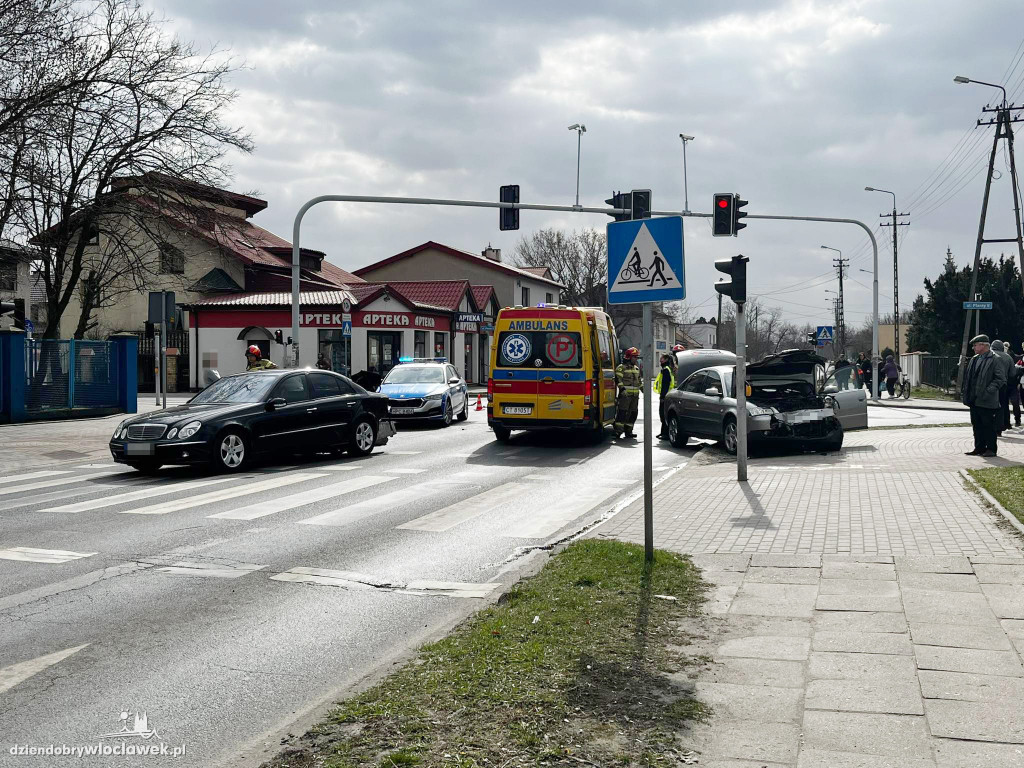 Wypadek na Południu. Zablokowane skrzyżowanie