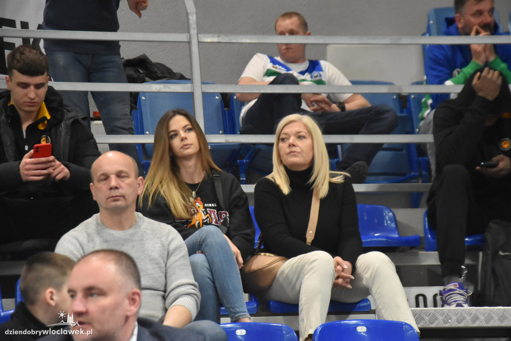 Kibice na meczu z Tartu Ülikool