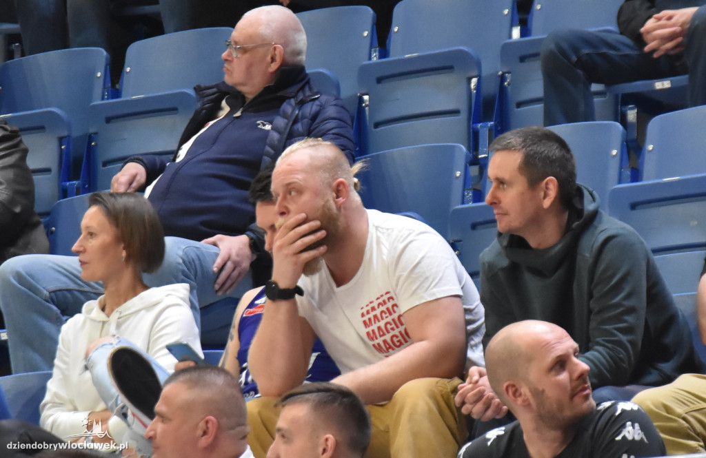 Kibice na meczu z Tartu Ülikool