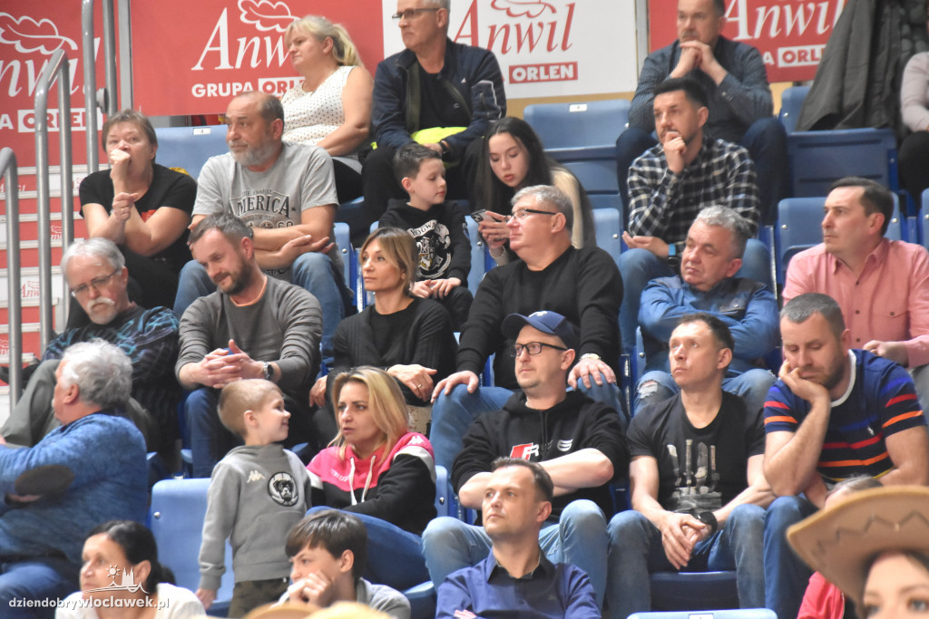 Kibice na meczu z Tartu Ülikool